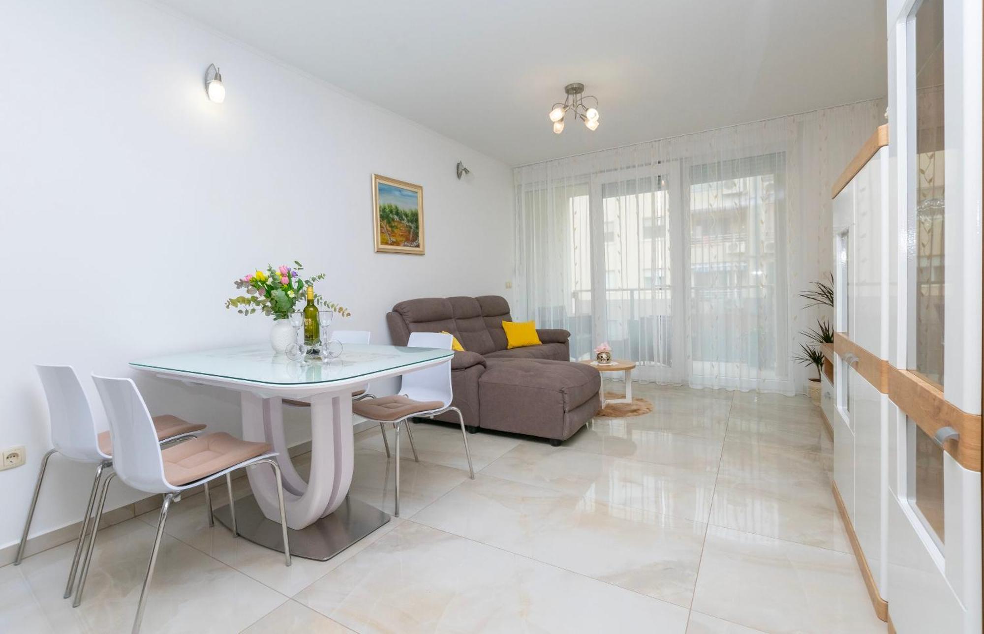 Apartment Ivanka Omis Exterior photo
